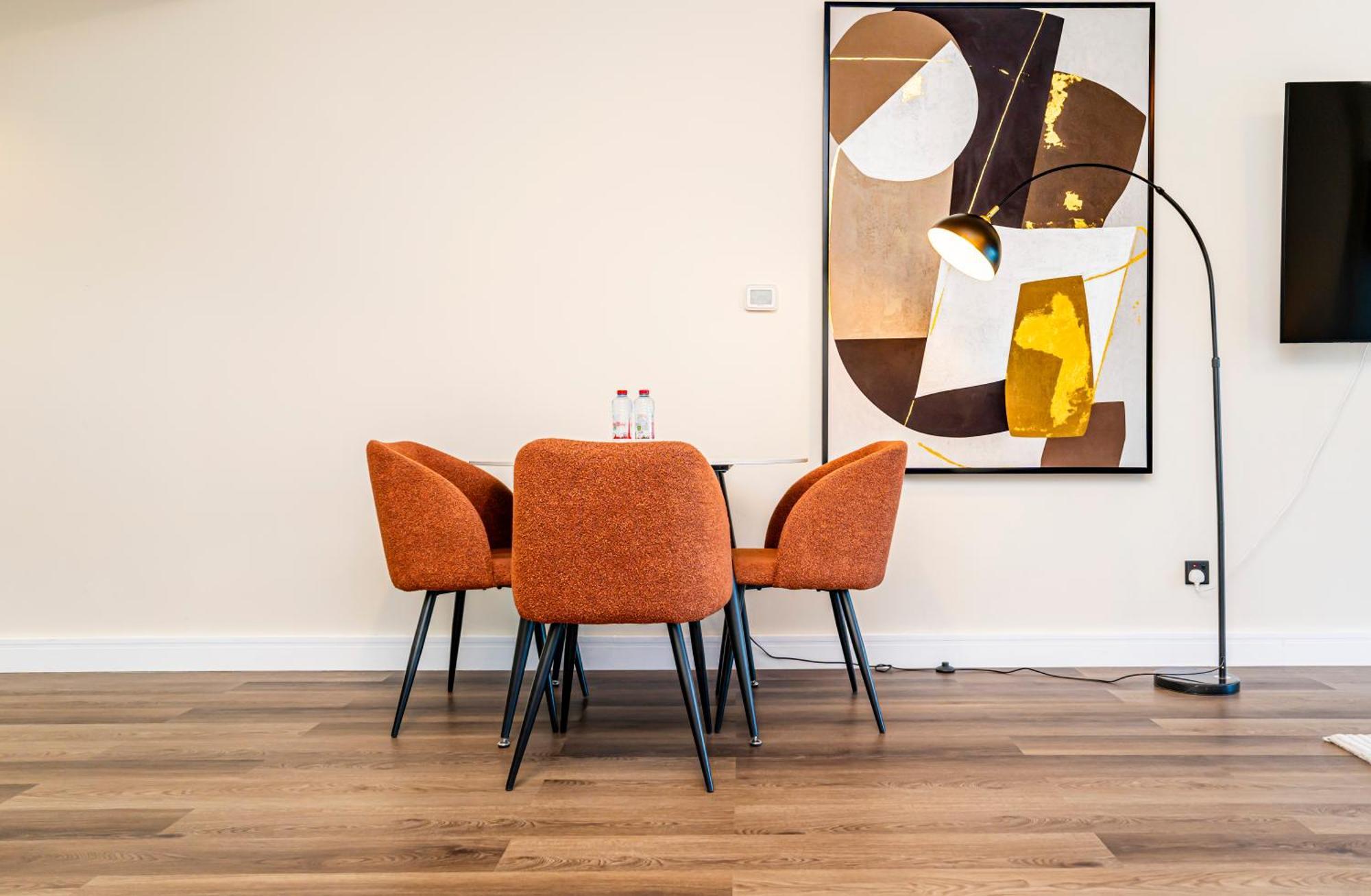 Escape 24 - Chic In Jumeirah Towers Apartment *