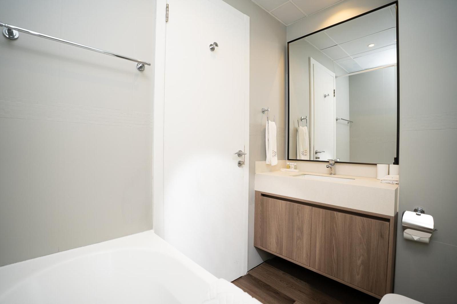 Escape 24 - Chic In Jumeirah Towers Apartment Dubai